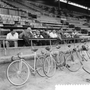 Training van de aanstaande wereldkampioenschappen in het Olympisch stadion, Russ, Bestanddeelnr 910-5674