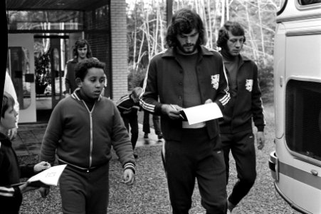Training selectie Nederlands elftal in Zeist voor wedstrijd tegen Belgie, nummer, Bestanddeelnr 926-0254