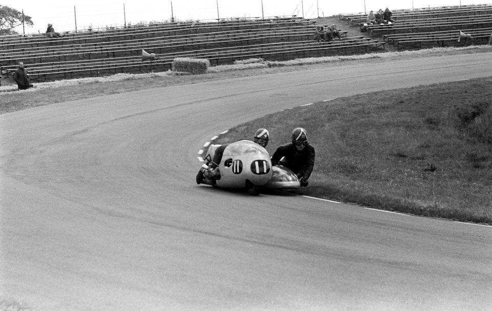 Training TT-races op circuit Assen, Bestanddeelnr 914-0775