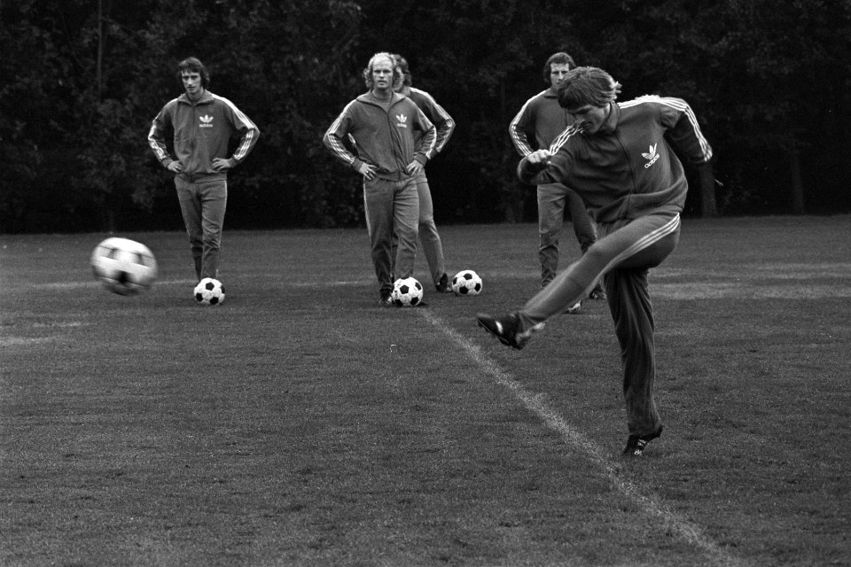 Training Nederlands elftal in Zeist overzicht training, Bestanddeelnr 927-4993