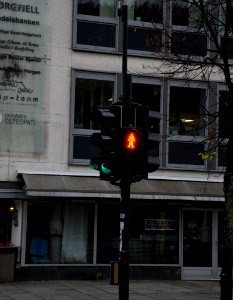 Traffic light pedestrians red Drammen (3)