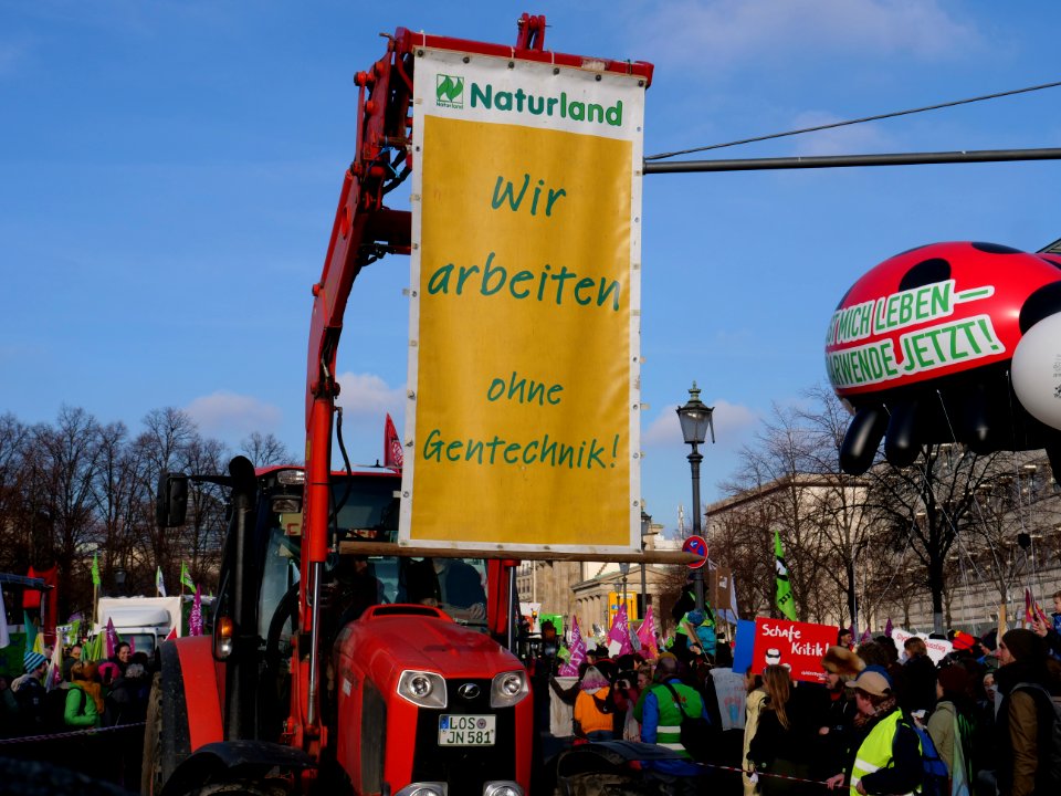 Tractor at the "Wir Haben Es Satt!" Demonstration 2019 86