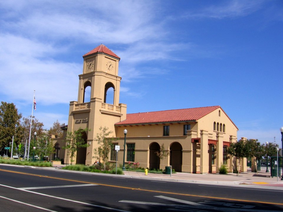 Tracy Transit Center 2290 01