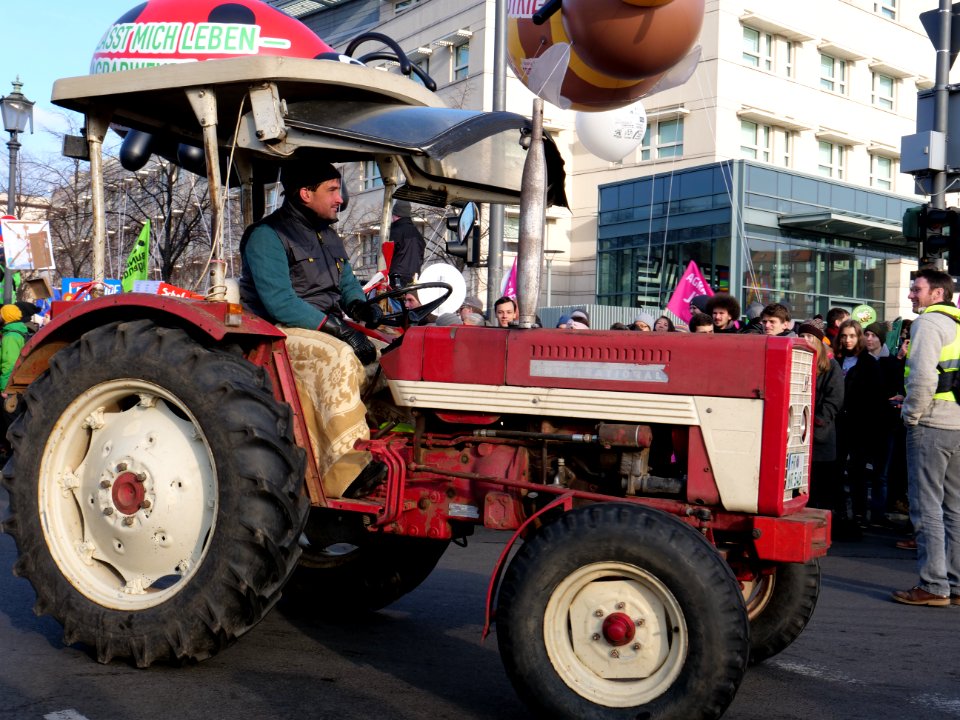 Tractor at the "Wir Haben Es Satt!" Demonstration 2019 40