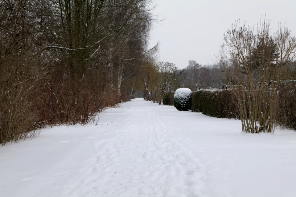 Track along Havelkanal in Hennigsdorf with snow 2021-02-09 08
