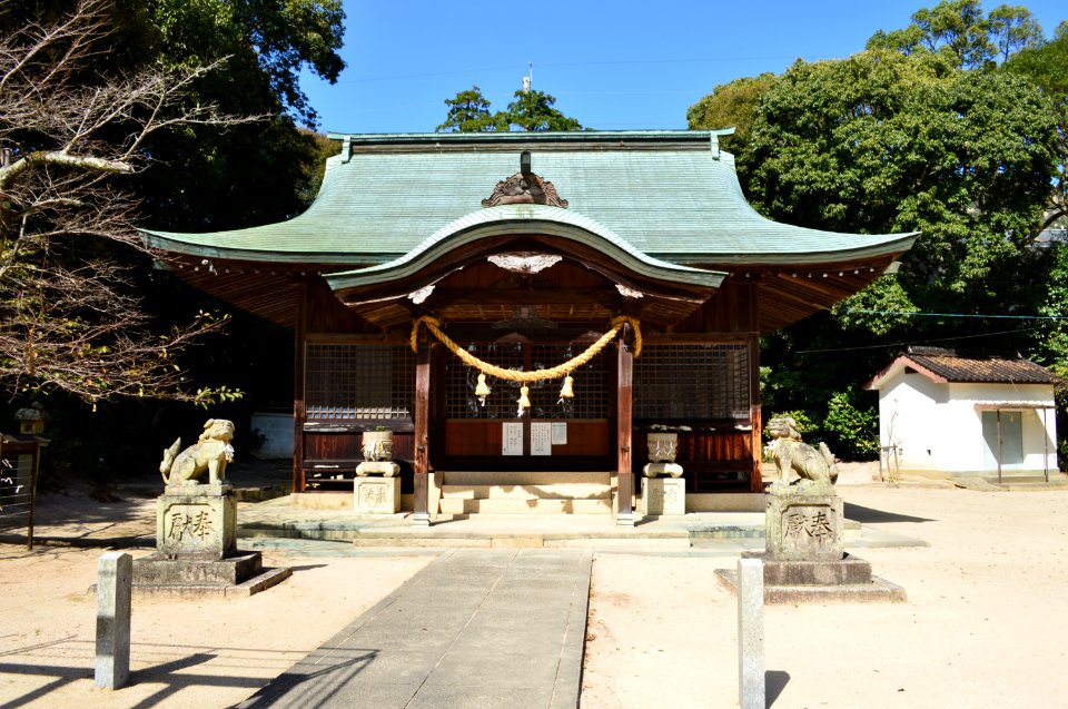 Tsurugi-jinja (Hofu), haiden