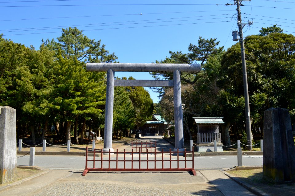 Tsurugaya-hachimangu, entrance