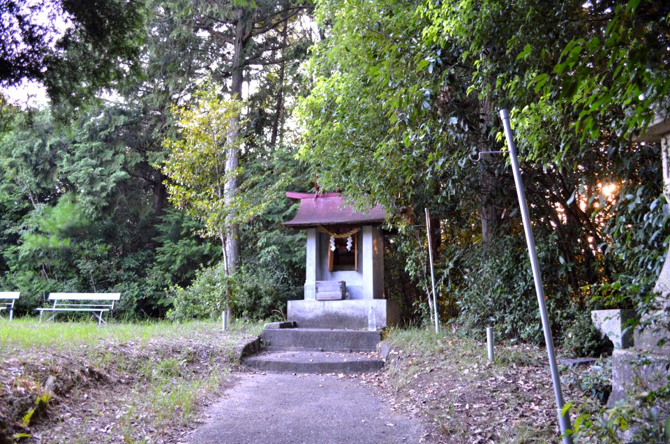 Tsumatsuhime-jinja (Hirao) shaden