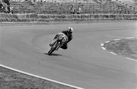 TT-races in Assen. Training. 50cc Angel Nieto op Derbi, Bestanddeelnr 923-6223