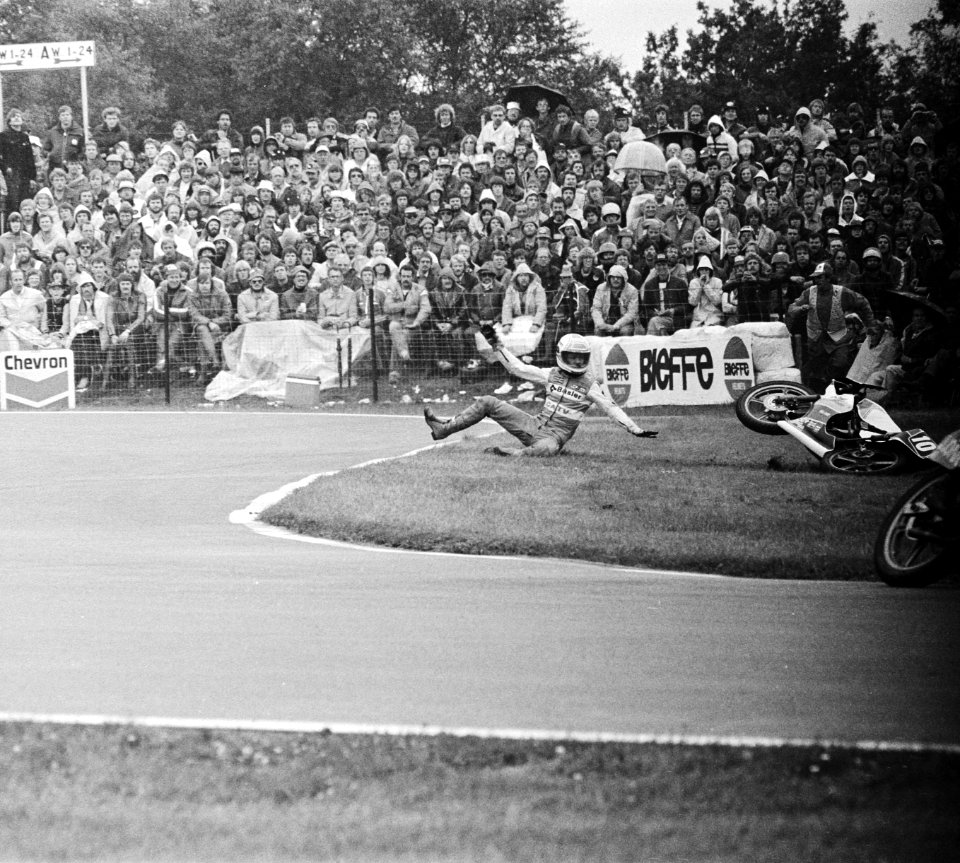 TT Assen Stefan Dörflinger valt ( 125 cc ), Bestanddeelnr 930-9035