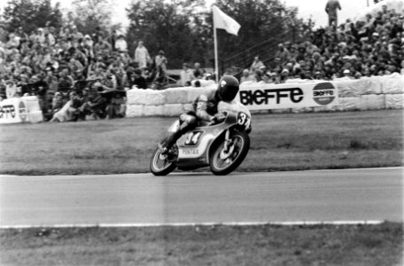 TT Assen Van Kessel in aktie, 350 cc, Bestanddeelnr 930-9045