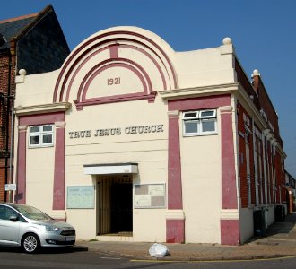 True Church of Jesus, North End Avenue, North End, Portsmouth (March 2019) (4)