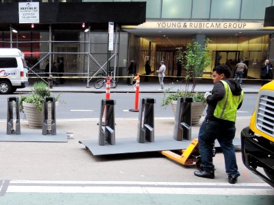 Trundling Citibike section Bwy 58 jeh