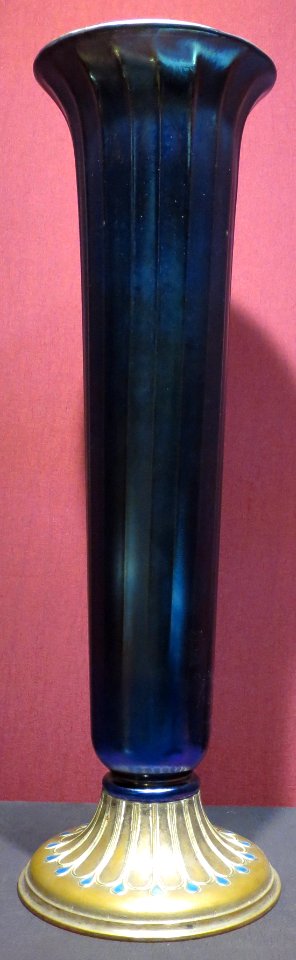 Trumpet vase by Louis Comfort Tiffany, blown glass and enameled bronze, 1918-28, Dayton Art Institute