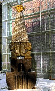 Trondheim Kunstmuseum Statue