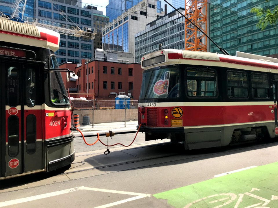 TTC Streetcar Towing 01