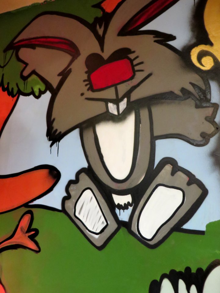 Trotz Allem Graffiti Hase