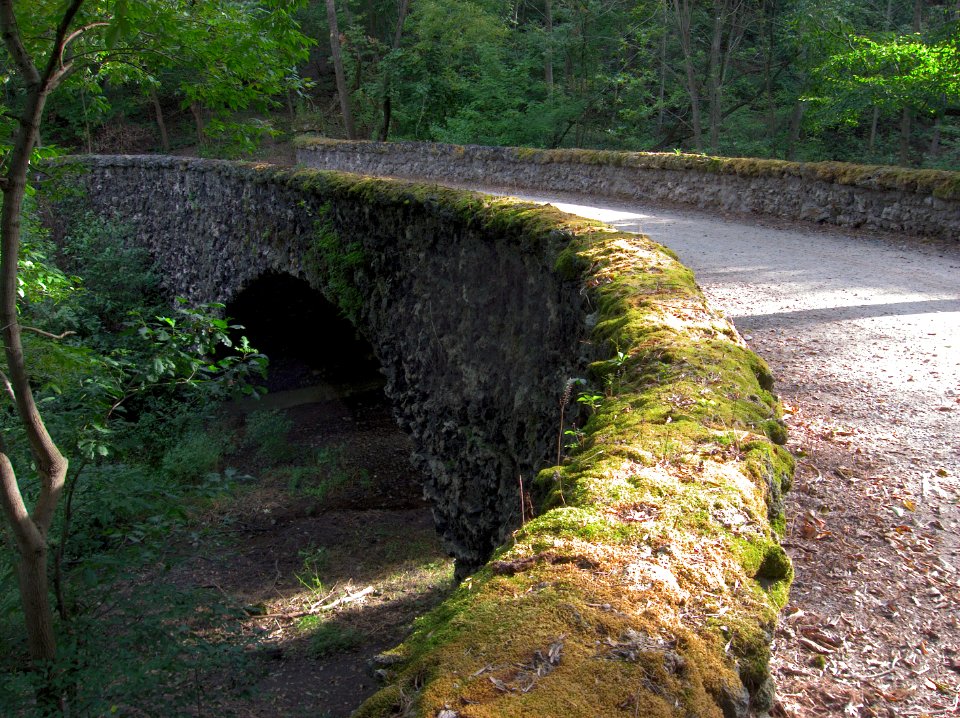 Tufa Bridge, Schenley Park, 2015-09-19, 02