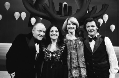 TROS-televisie opnamen show met Martine Bijl (r) en Johnny Kraaijkamp (l) en Fr, Bestanddeelnr 929-5527
