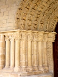 Tuesta - Iglesia de Nuestra Señora de la Asunción, pórtico 04