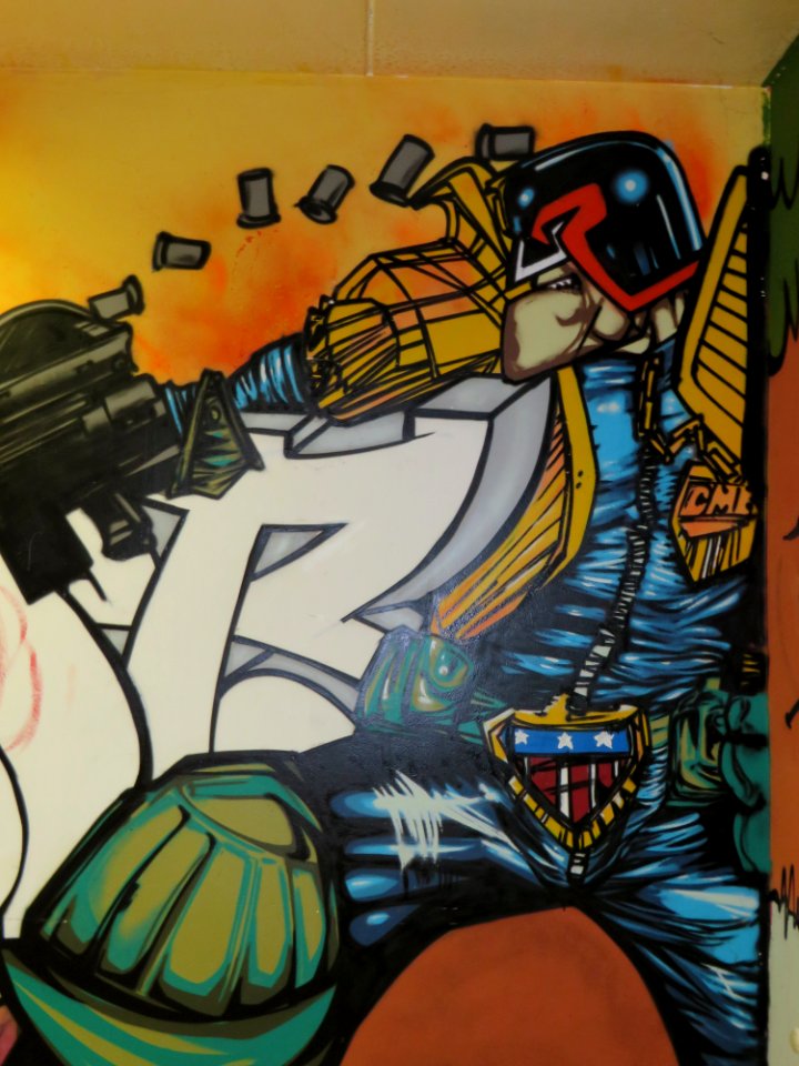 Trotz Allem Graffiti Judge Dredd 2