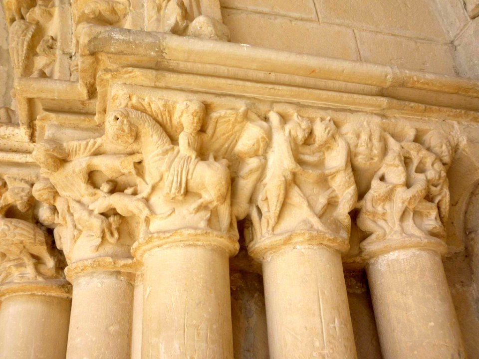 Tuesta - Iglesia de Nuestra Señora de la Asunción, pórtico 08