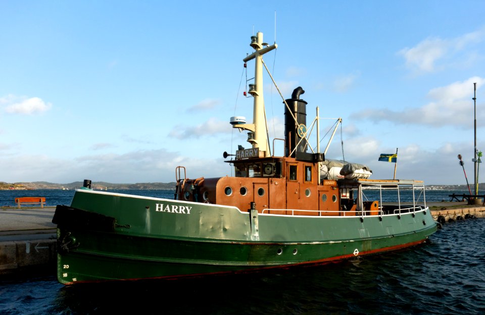 Tugboat Harry at home in Lysekil harbor 3