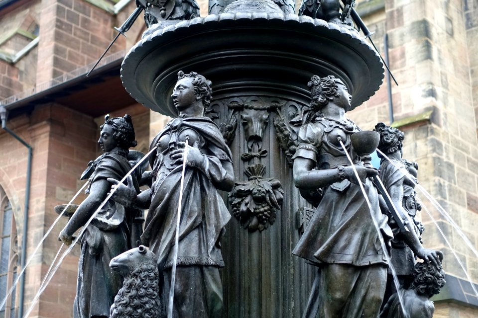 Tugendbrunnen - Nuremberg, Germany - DSC01736