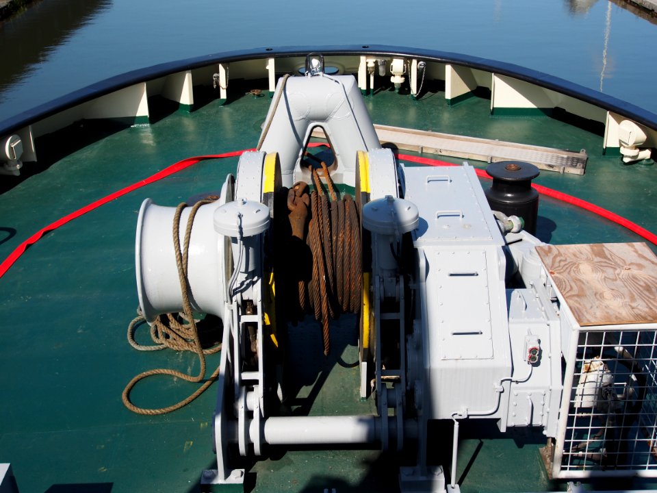 Tug 10, Voith Schneider Propeller, Gemeentelijk Havenbedrijf Antwerpen, Kattendijkdok, pic 1
