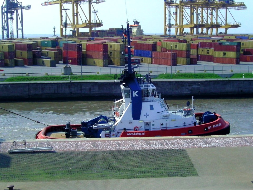 Tugboat RT Pioneer