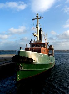 Tugboat Harry at home in Lysekil harbor 8