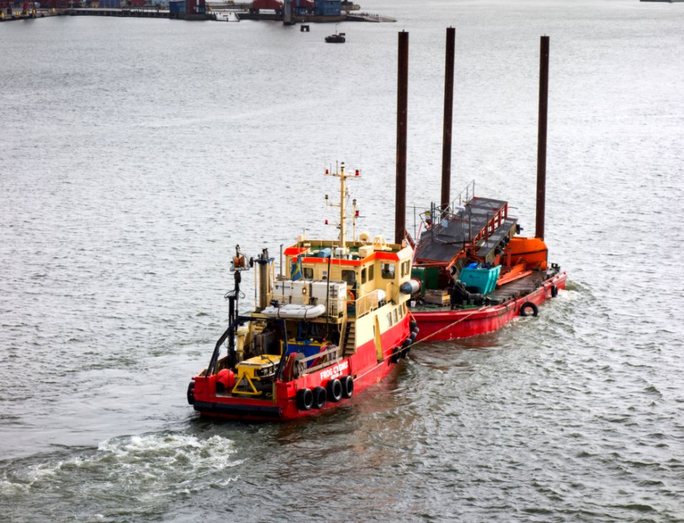 Tugboat Frog Cygnus MMSI 265644320