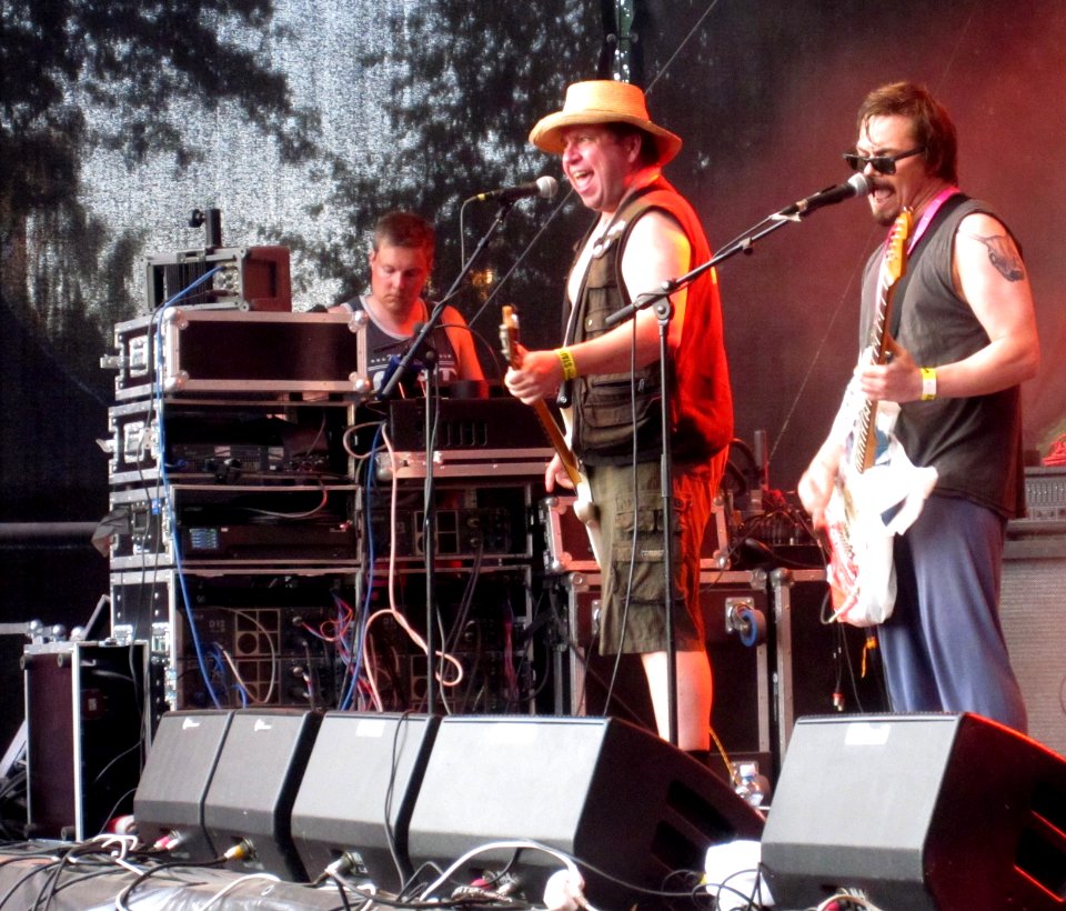 Tuomas Henrikin Jeesuksen Kristuksen Bändi Qstock 2014