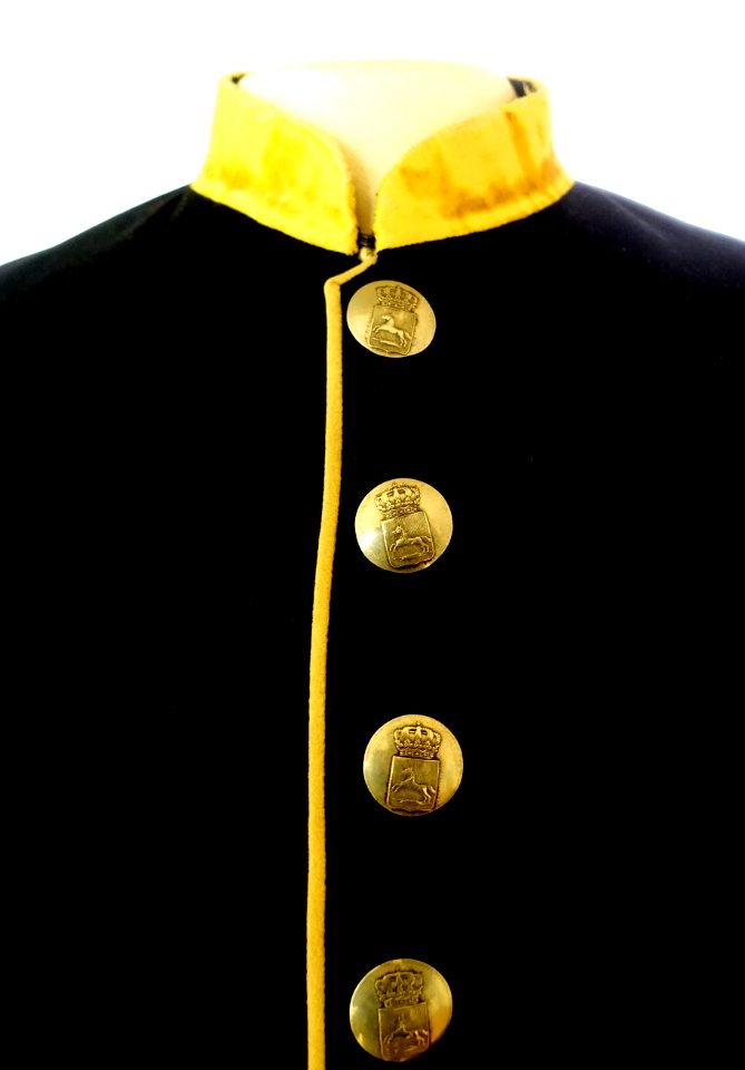 Tunic, Braunschweig Railroad and Postal Service, c. 1850 AD, wool, brass - Braunschweigisches Landesmuseum - DSC04804