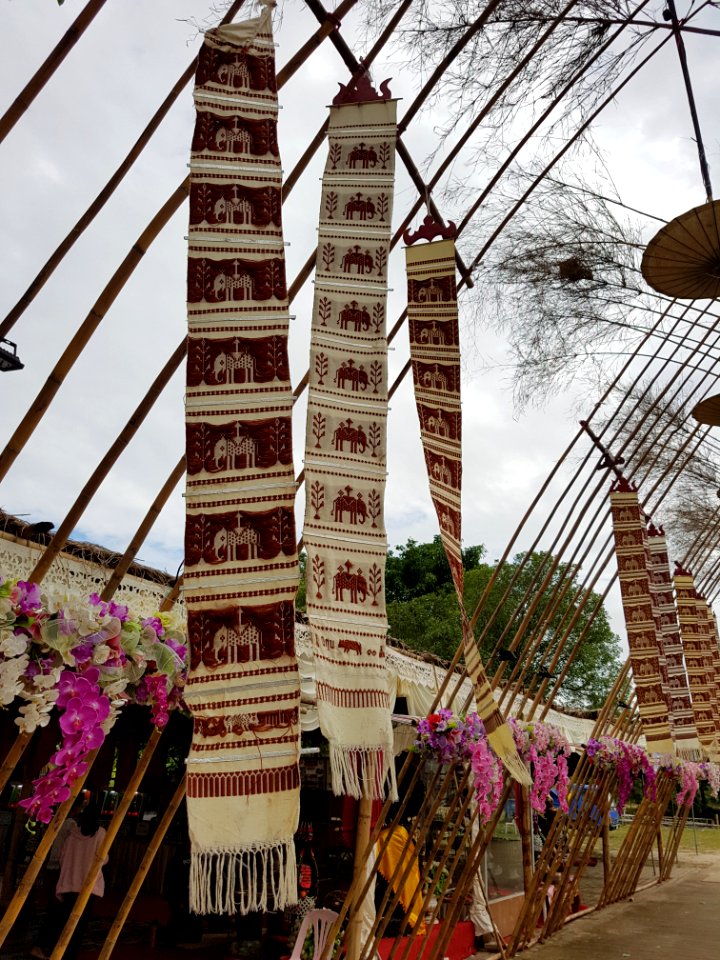 Tung flags - Wat Hiranyawat - Chiang Rai - 2017-01-02 - 004