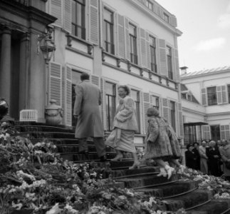 Tuinfeest Paleis Soestdijk t.g.v. Koninginnedag, Bestanddeelnr 903-3469