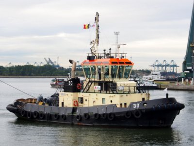 Tug 30 - ENI 06105141, Port of Antwerp pic2