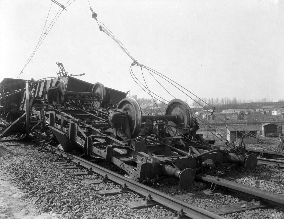 Treinontsporing tussen Schiedam en Rotterdam, Bestanddeelnr 906-3884
