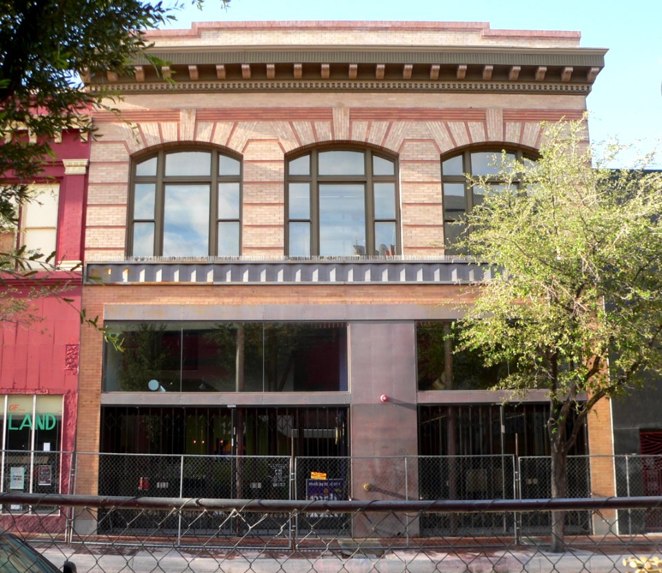 Tucson, Arizona 120 E. Congress from N 1