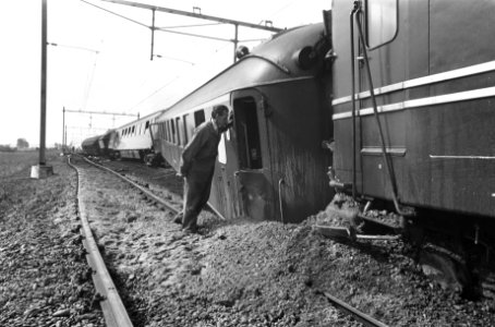Treinongeluk bij Zaltbommel, Bestanddeelnr 922-7157