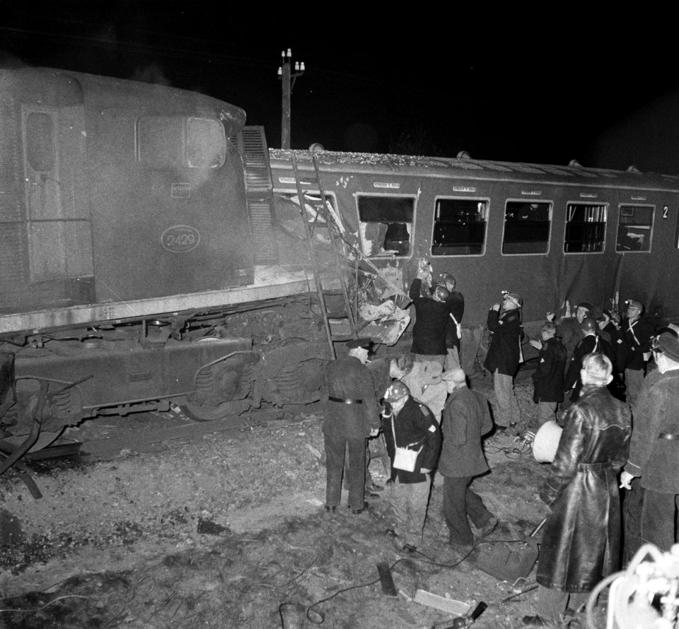 Treinbotsing bij Dalfsen (Overijssel) twee doden, Bestanddeelnr 908-1600
