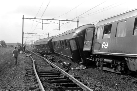 Treinongeluk bij Zaltbommel, Bestanddeelnr 922-7155