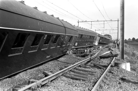 Treinongeluk bij Zaltbommel, Bestanddeelnr 922-7156