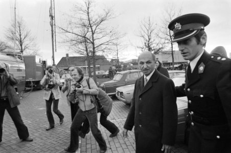 Treingijzeling Wijster (zesde en zevende dag) (neg.nr. 10) ir. Manusama bij aa, Bestanddeelnr 928-3117