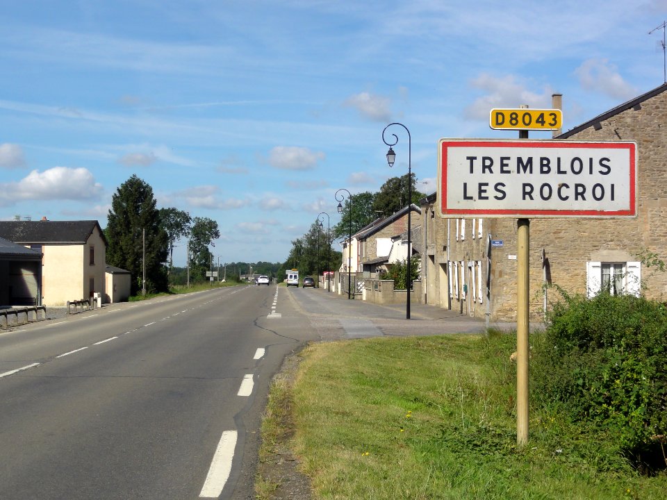 Tremblois-lès-Rocroi (Ardennes) city limit sign
