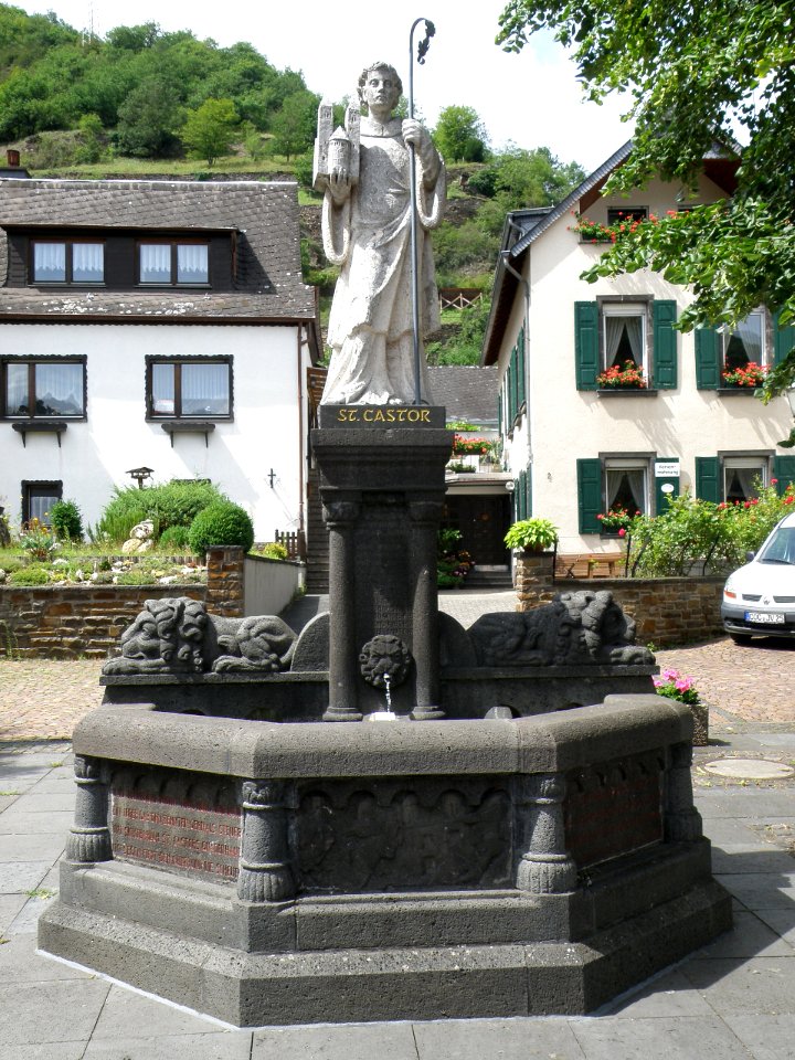 Treis-Karden Castor-Brunnen