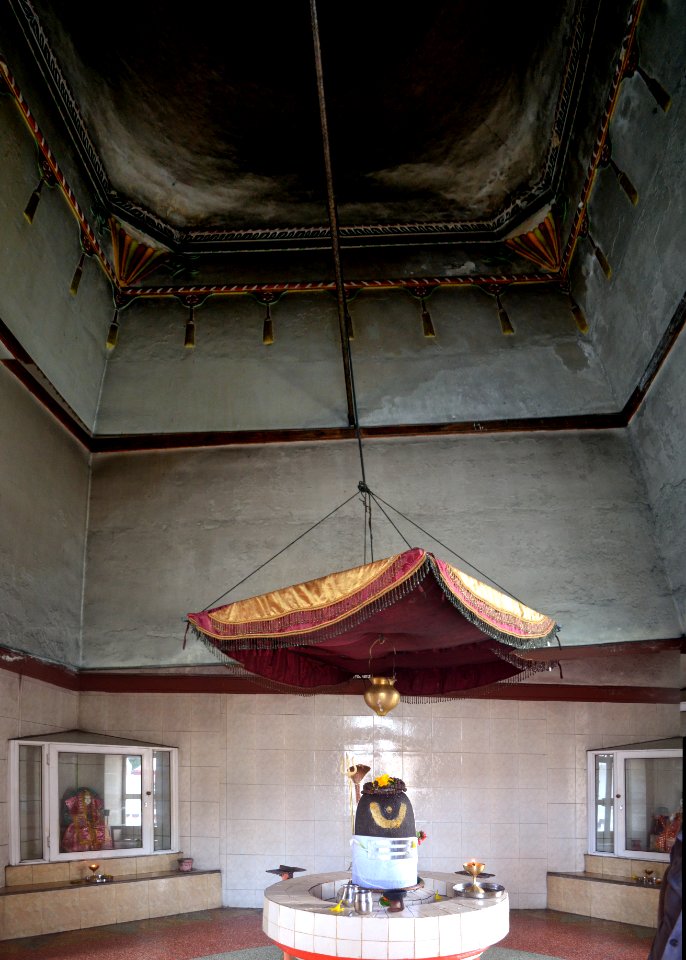 Triolet,Maheswarnath Shiv Mandir, interieur (1)