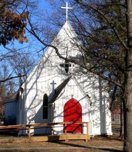 Trinity Memorial Episcopal Church (Crete, Nebraska) from W 1