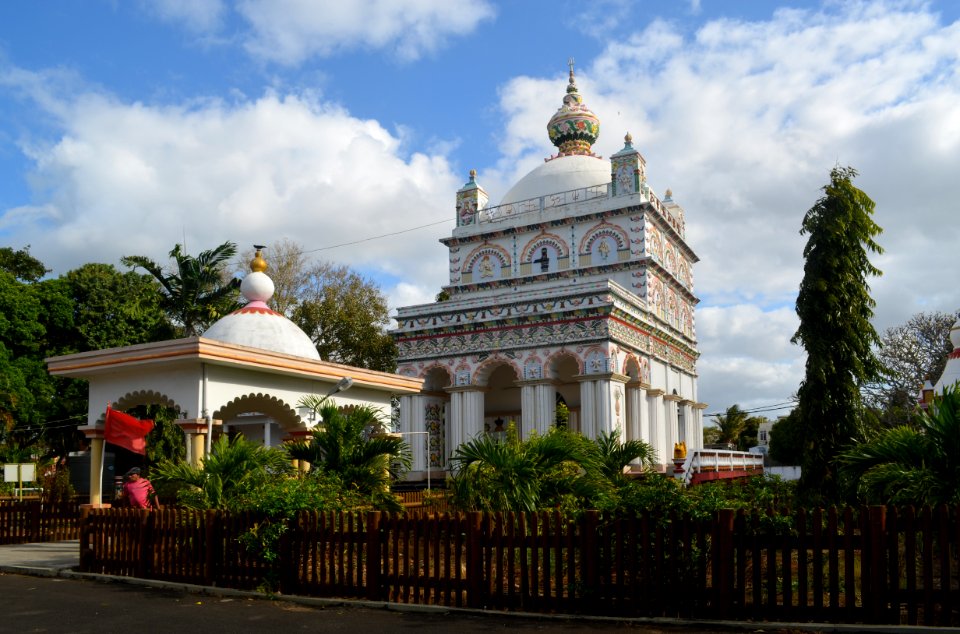 Triolet,Maheswarnath Shiv Mandir (1)