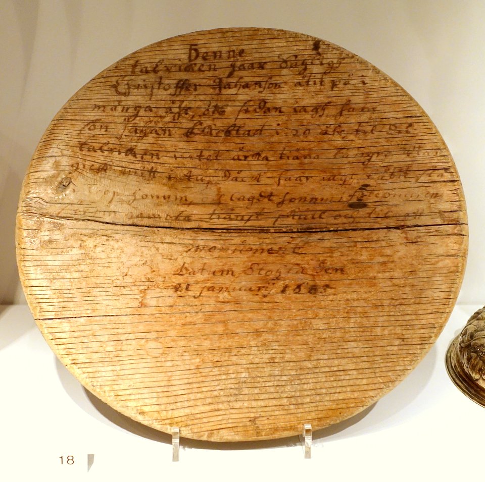 Trencher from the estate of Stola in Vastergotland, inscription written by Johan Ekeblad, Swedish Ambassador to Paris in 1685, object dates to mid 1600s - Nordiska museet - Stockholm, Sweden - DSC09788